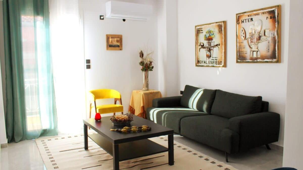 Patras Cozy Nest In The Vibrant City Center Zewnętrze zdjęcie