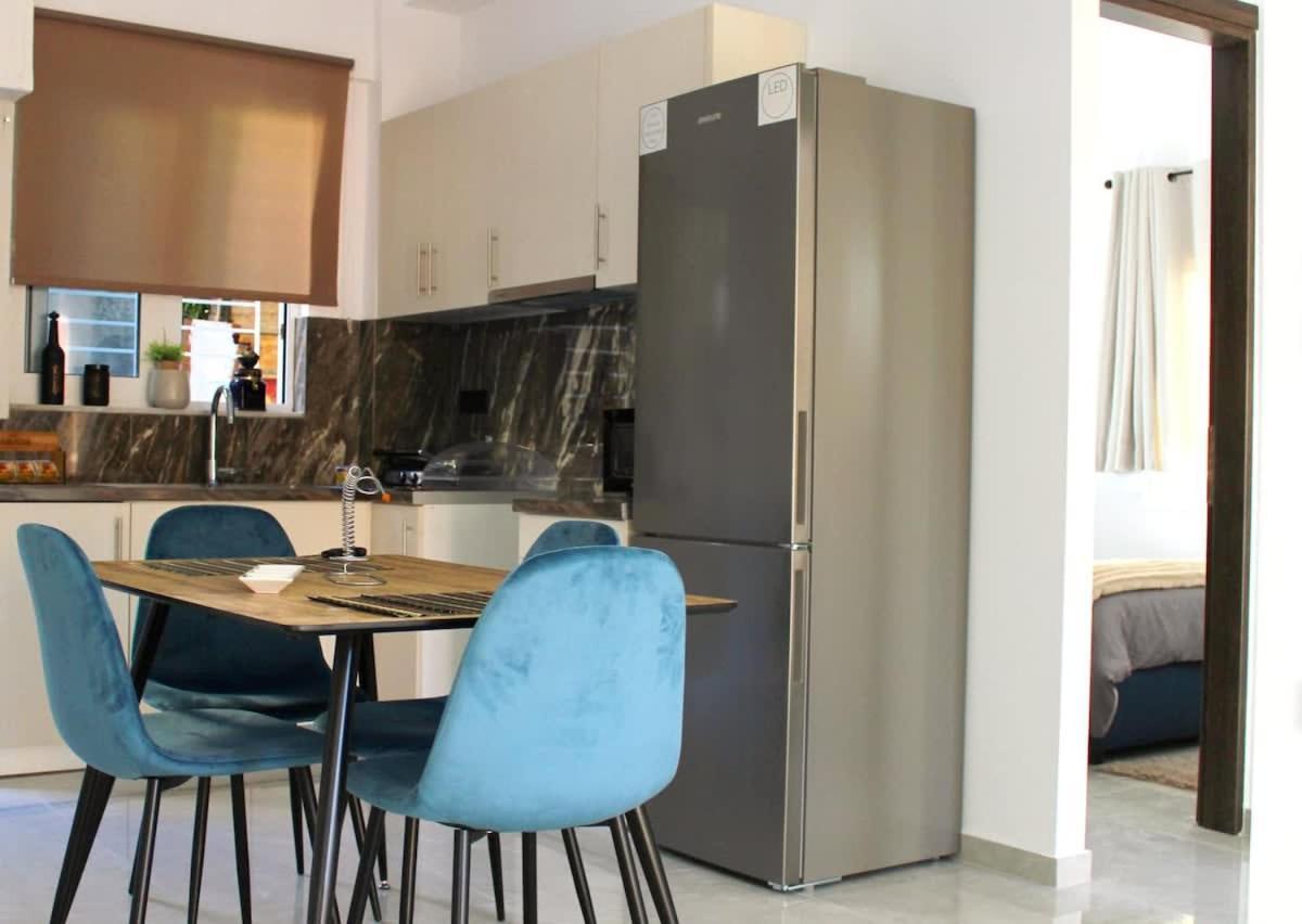 Patras Cozy Nest In The Vibrant City Center Zewnętrze zdjęcie