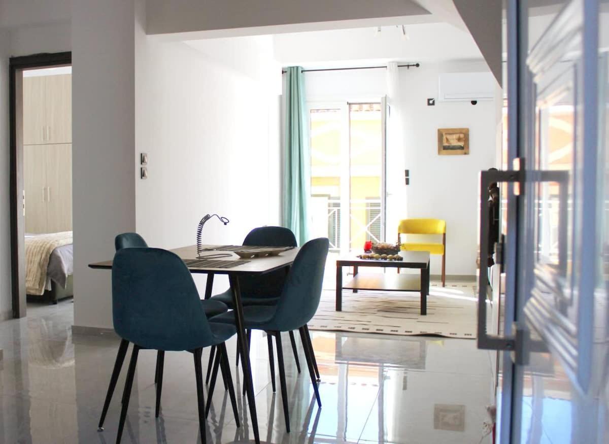 Patras Cozy Nest In The Vibrant City Center Zewnętrze zdjęcie