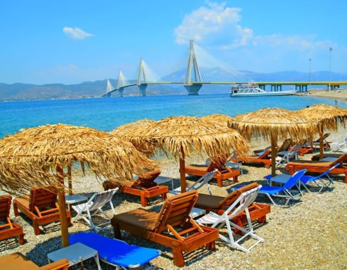 Patras Cozy Nest In The Vibrant City Center Zewnętrze zdjęcie